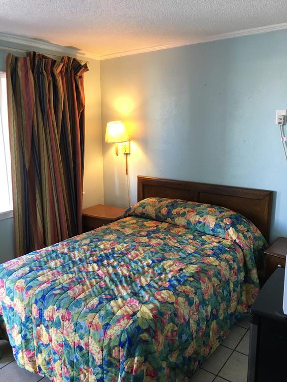 Calypso Motor Inn 默特尔比奇 外观 照片