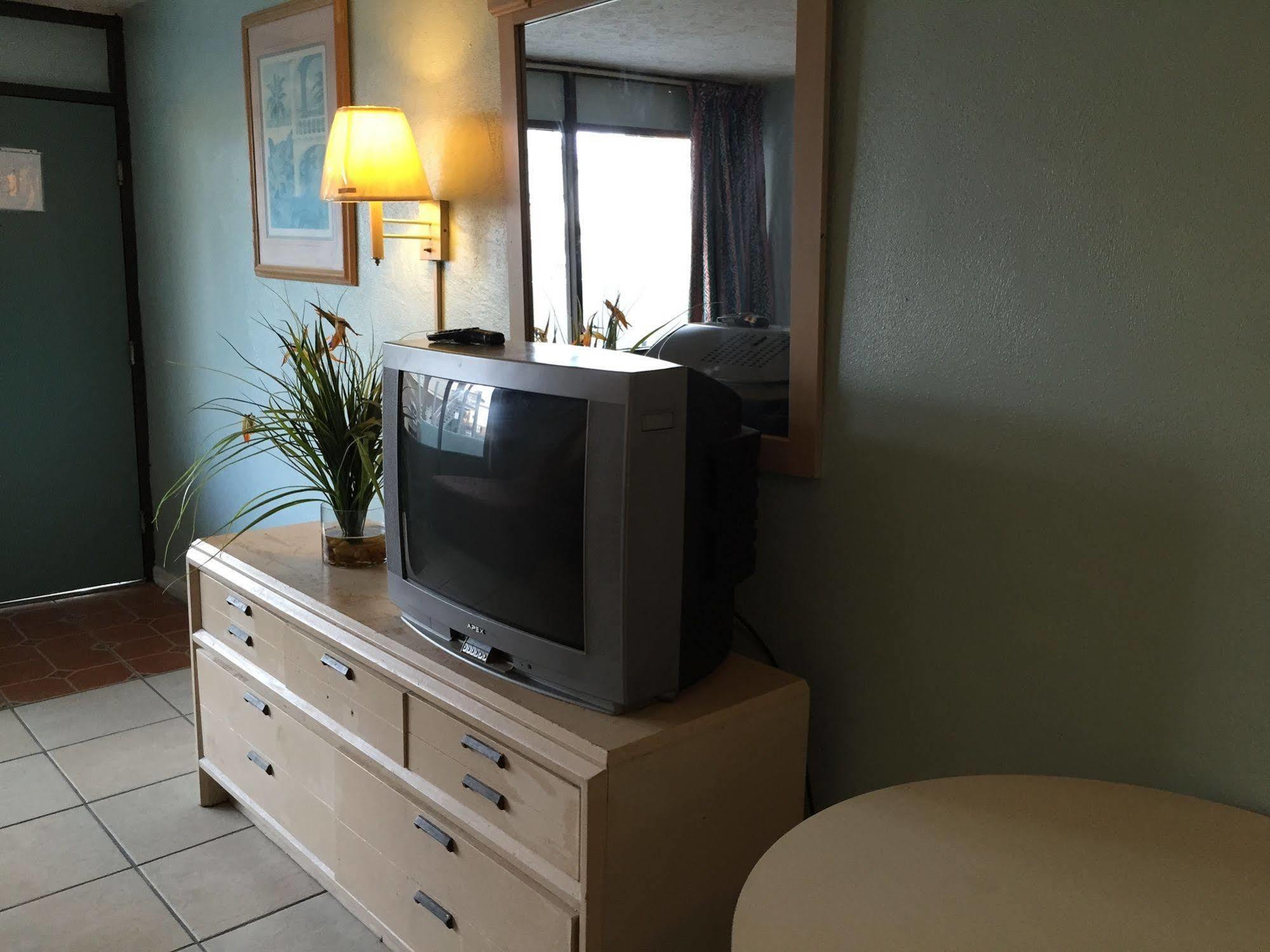 Calypso Motor Inn 默特尔比奇 外观 照片