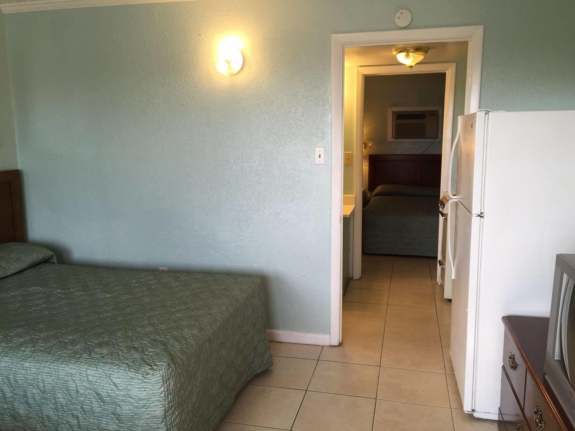 Calypso Motor Inn 默特尔比奇 外观 照片